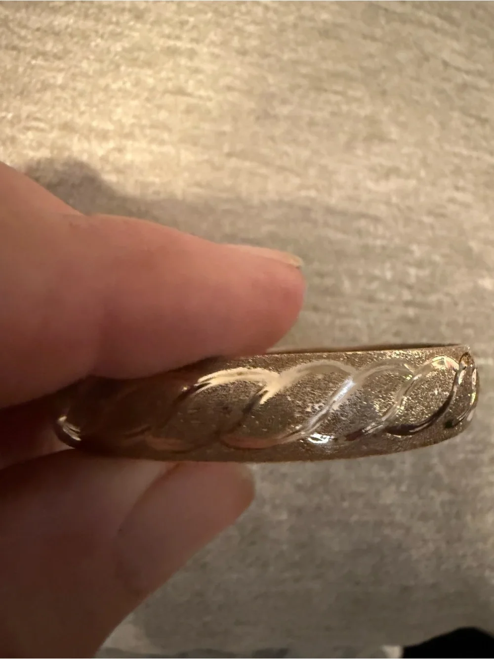 N/A shiny silver